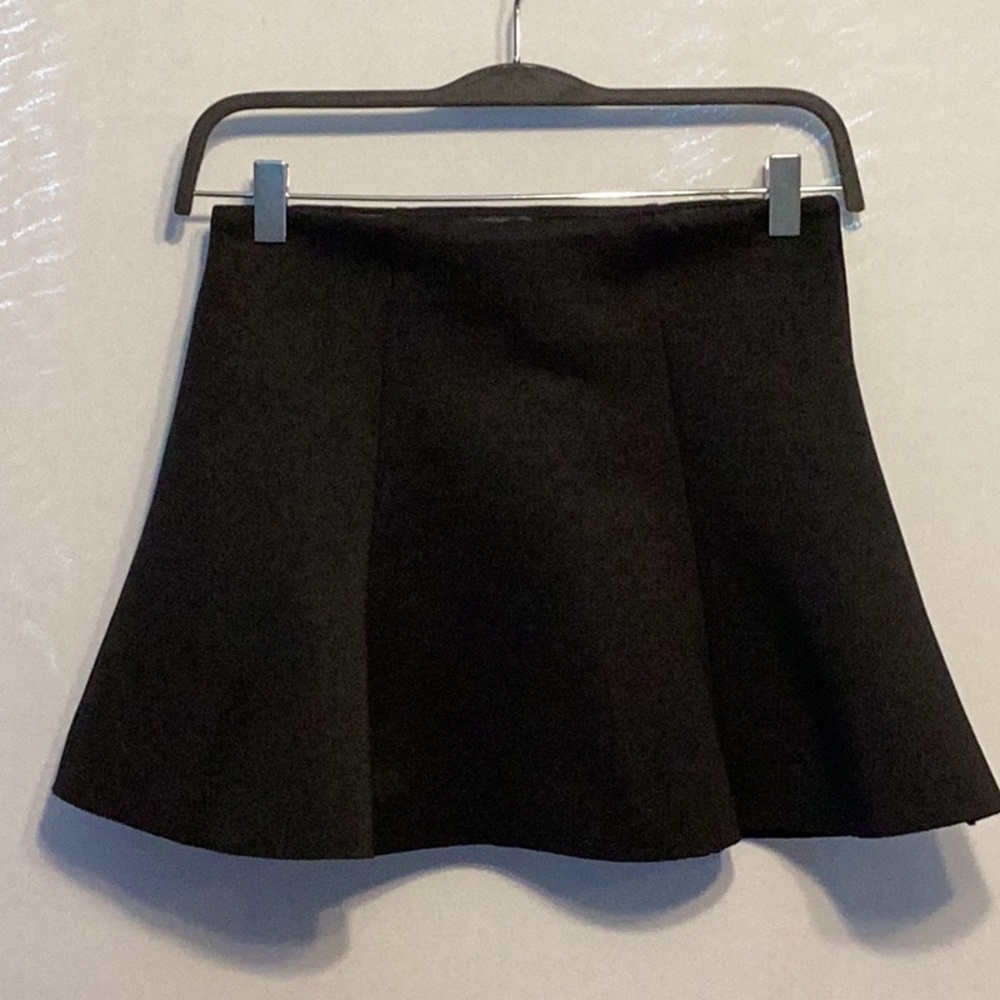 Forever 21 fit and flare scuba fabric mini skirt size xs